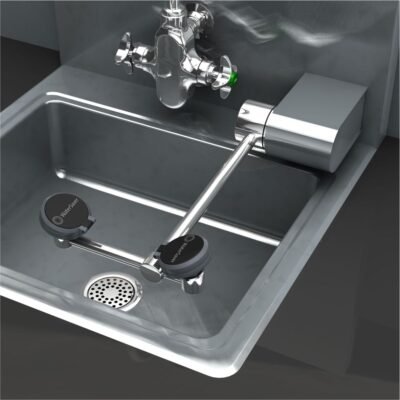 FE778 Lavado de ojos / cara, montaje en pared AutoFlow™ 90° rotación hacia abajo